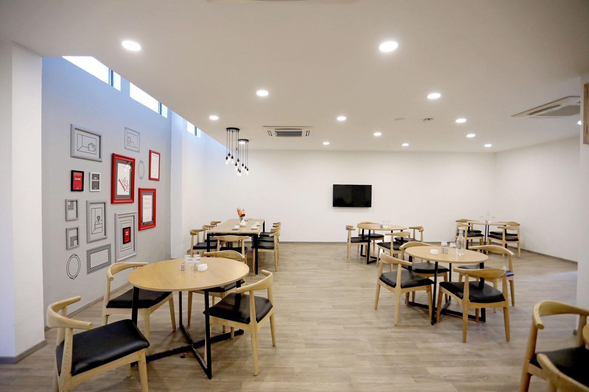 Oyo Townhouse 027 Sector 15 Gurgaon Hotel Bagian luar foto