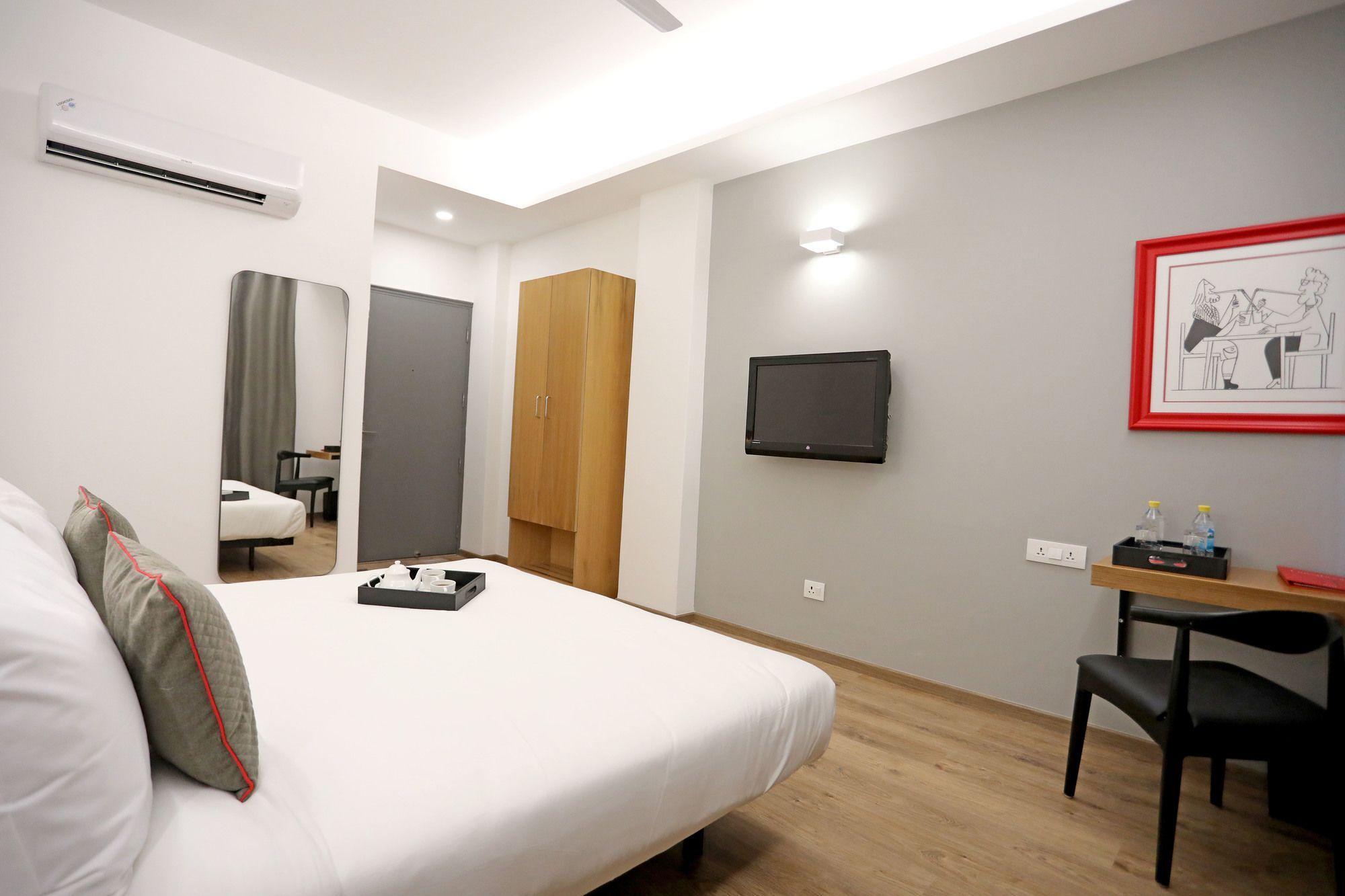 Oyo Townhouse 027 Sector 15 Gurgaon Hotel Bagian luar foto